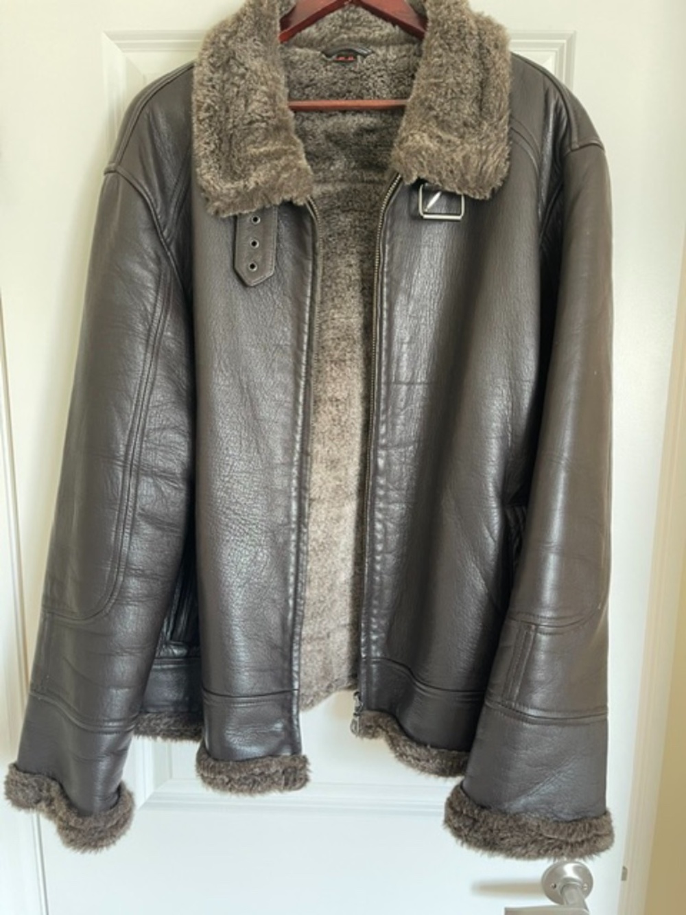 DANIER mans leather jacket for winter ,size XL all leather excellent condition